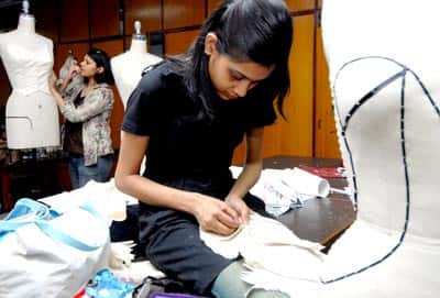 Diploma: Fashion, Make-up, allied functions