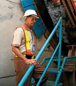 India's best students: Meet the 'Metro Man'