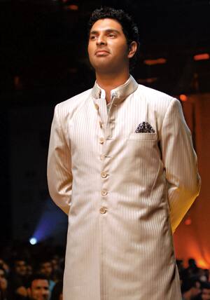 Great cricket comebacks: Yuvraj, Dravid and more!