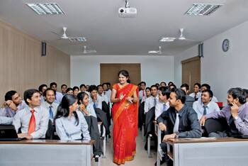 Get coaching for JEE, Medical in your school!