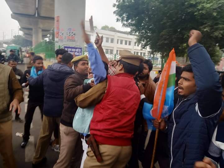 Students protesting in Lucknow on December 12  (Source: Juber Ahmad)