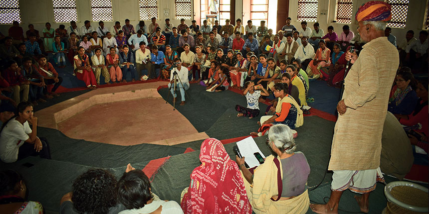 A workshop at the School for Democracy  (Source: MKSS)
