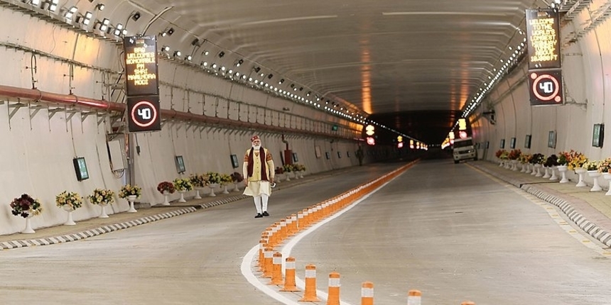 PM Modi during his visit at the Ata Tunnel (Source: Wikimedia commons)