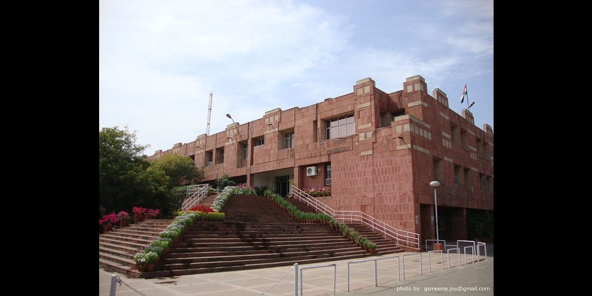 Jawaharlal Nehru University, NEW DELHI (Source: Wikimedia Commons)