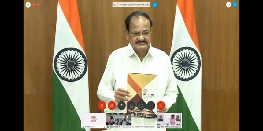 Vice President M  Venkaiyah Naidu releasing the mission statement