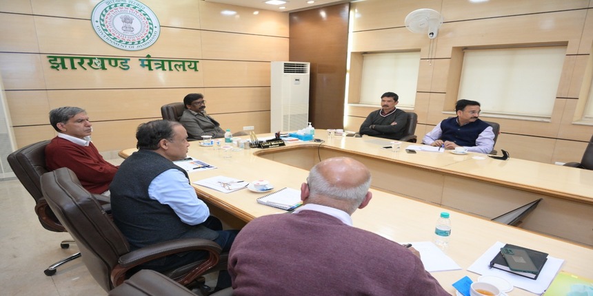 Hemant Soren announces new skill development university in Jharkhand while reviewing the work progress of the Higher and Technical Education Department. Image source: @JharkhandCMO (twitter)
