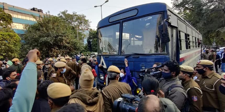 Resident doctors were protesting for expediting the NEET PG Counselling for admission of more than 42,000 doctors (Source: Twitter/@RDA_UP)