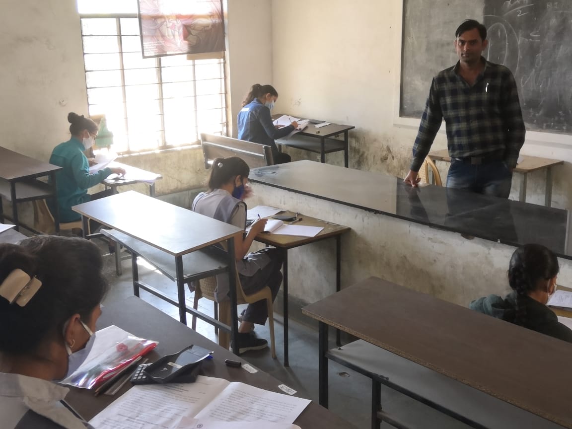 Classes at MLV Textile and Engineering college Bhilwara