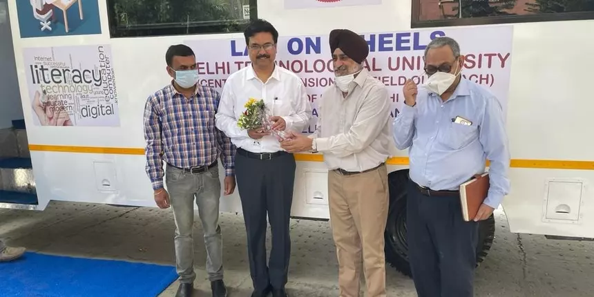 DTU Vice Chancellor Yogesh Singh launching 'Lab on Wheels'