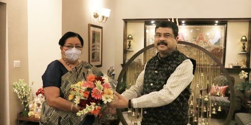 Dharmendra Pradhan with JMI VC (Source: JMI Official Website)