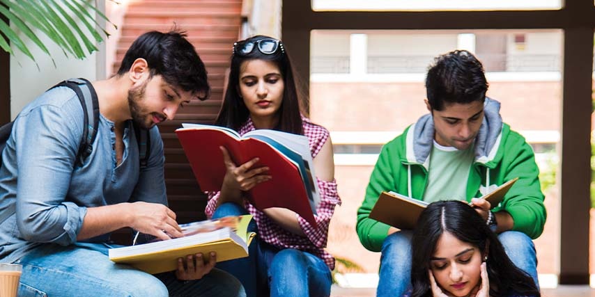AICTE aims to create 1 crore internship opportunities by 2025 (credit-Shutterstock)