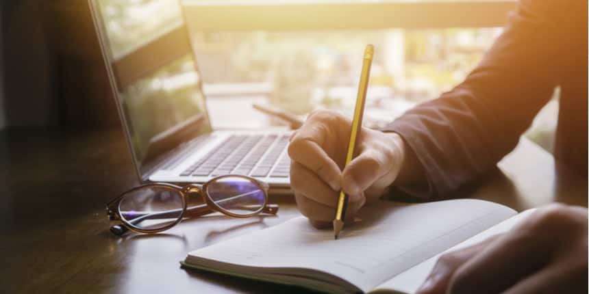 15+ Online Copywriting Courses to Help You Become a Better Copywriter