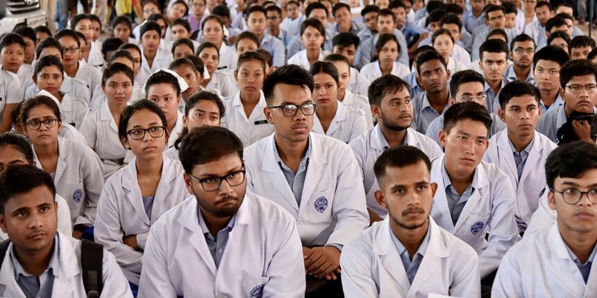 #PostponeNEETPG2022: Junior Doctors Demand Postponement Of Exam As Date Clashes With Counselling