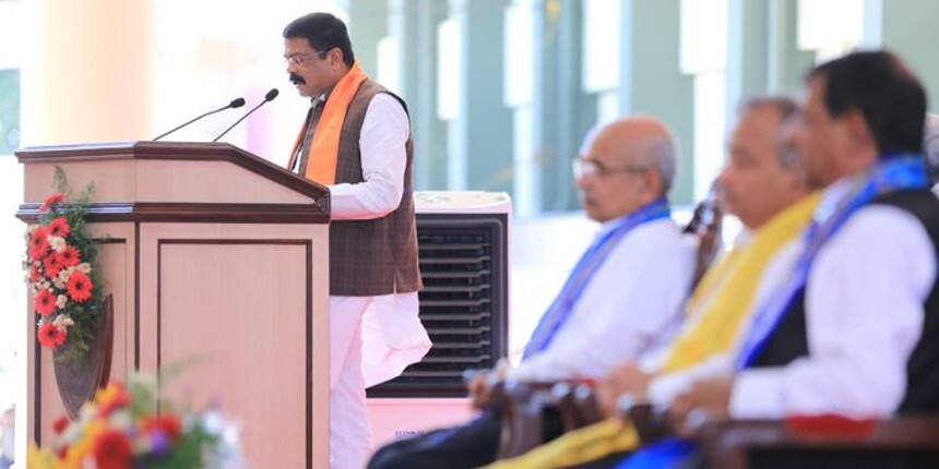 Dharmendra Pradhan addressing NIT-K convocation ceremony (Image: Twitter/@dpradhanbjp)