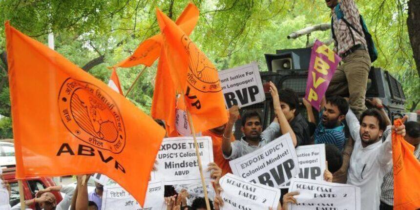 Akhil Bharatiya Vidyarthi Parishad stages sit-in. (Picture: abvp.org)