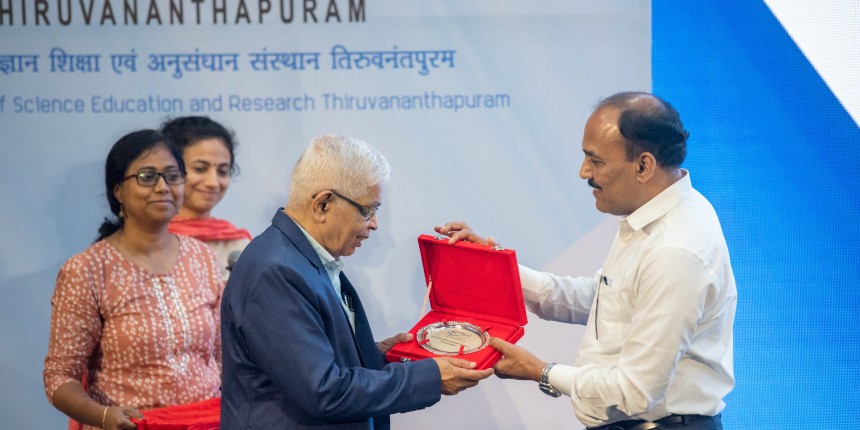 Arvind A Natu, chairperson, Board of Governors, IISER Thiruvananthapuram felicitated by JN Moorthy (Image: Official)