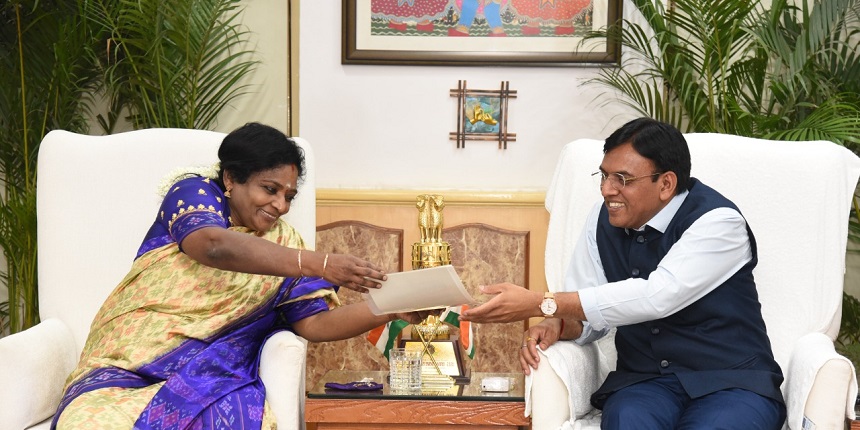 Puducherry LG meets Union Health Minister(Source: Official Twitter Account)