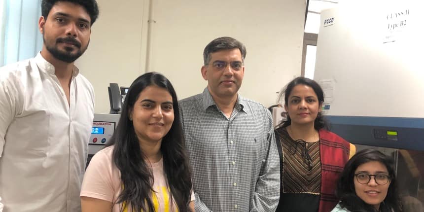 Ankur Singh, Preeti Dhaka, IIT Roorkee Professor Pravindra Kumar, Shailly Tomar and Ruchi Rani (Image: Official)