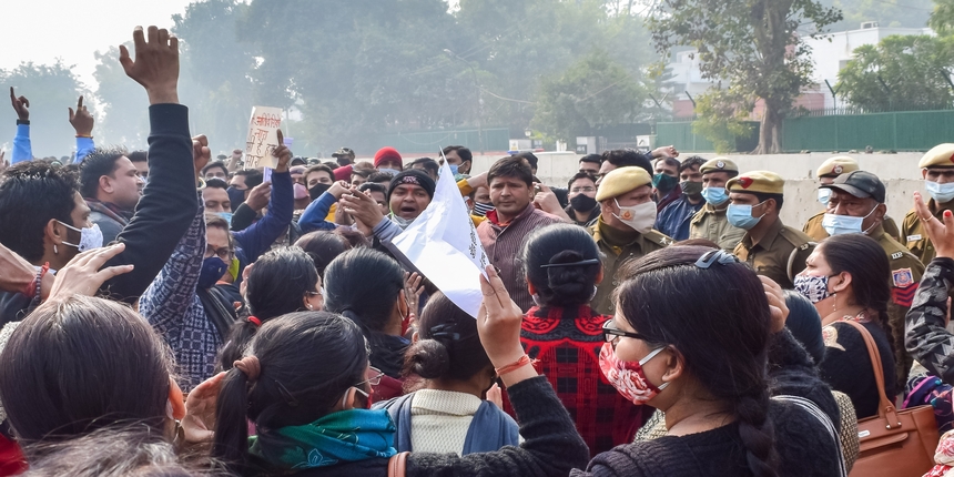 Himachal Pradesh University student protest. (Picture: Representational Image)