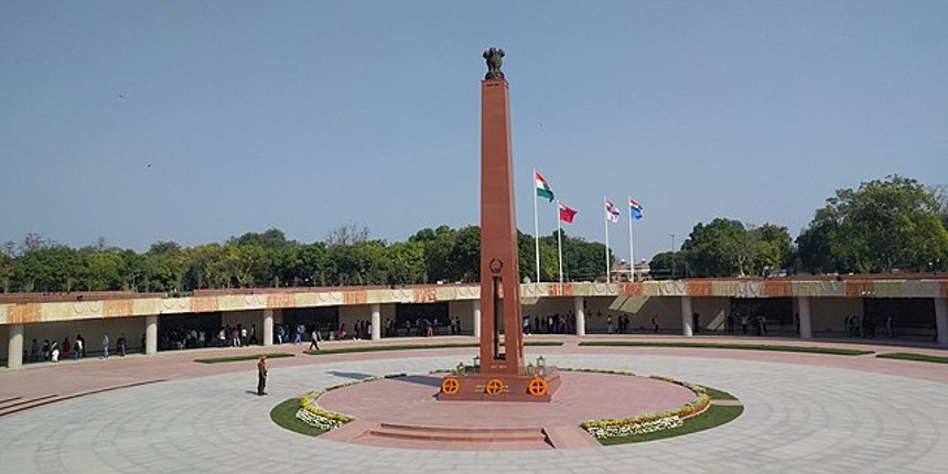National War Memorial (Source: WikimediaCommons)