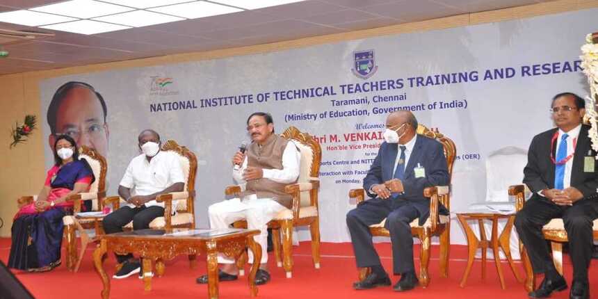 Vice President Venkaiah Naidu calls for closing digital divide, transformation in teaching methods, teachers training (image source: Official Twitter account)