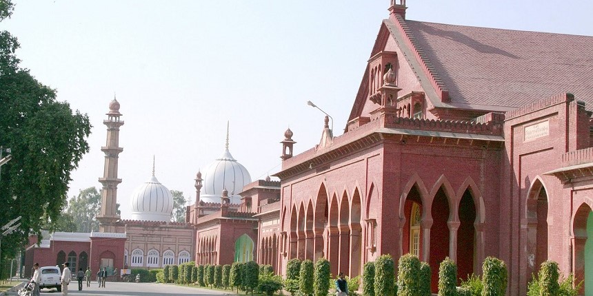 Aligarh Muslim University VC forms committee to consider resumption of offline classes
