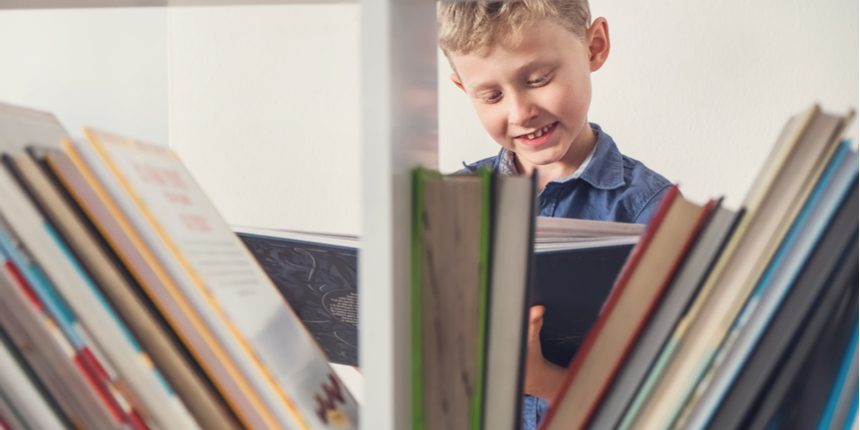  Here’s How You Can Help Your Child Experience The Pleasure Of Reading Books 
