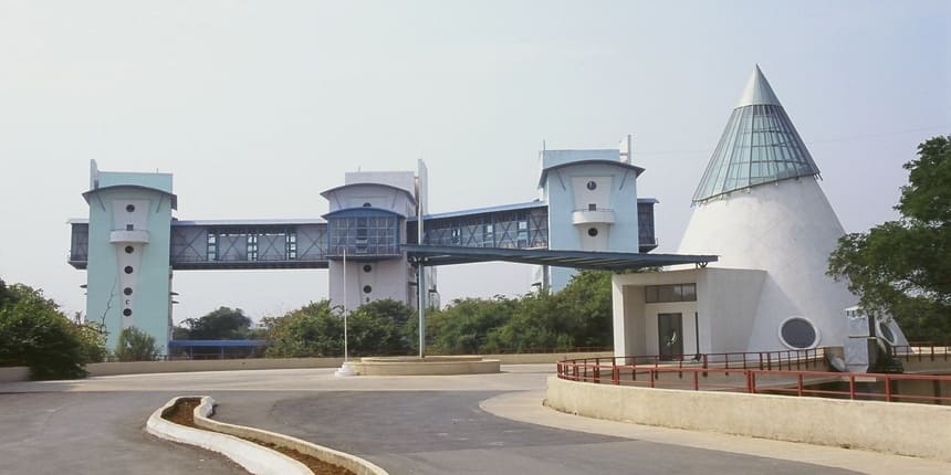 Indian Institute of Technology (IIT) Bombay (image source: Official Facebook account)