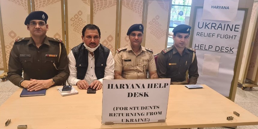 Haryana government sets up helpdesk for students returning from Ukraine at Mumbai airport (Source: Official Twitter account of Gurugram police)