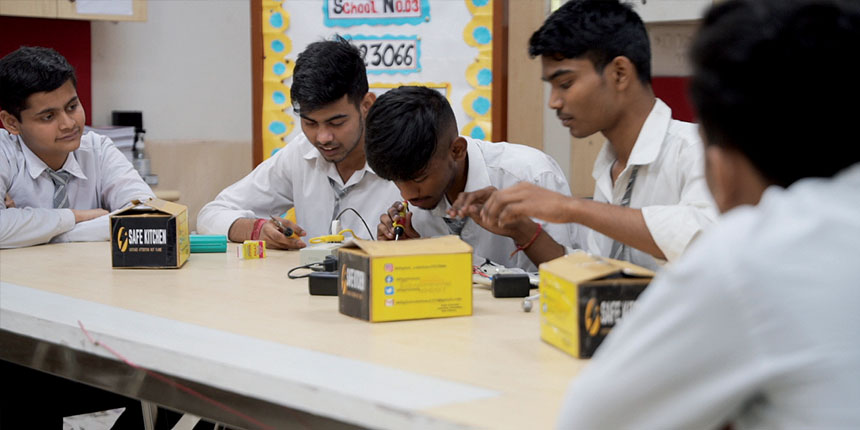 'Business Blasters': Meet Delhi’s school-going entrepreneurs