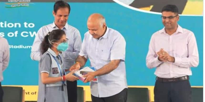 Manish Sisodia Distributes Laptops To Over 5,000 Specially-Abled Students Of Delhi Govt Schools