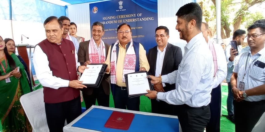 TG Sitharam, director of Indian Institute of Technology (IIT) Guwahati during agreement signing (image source: Official)