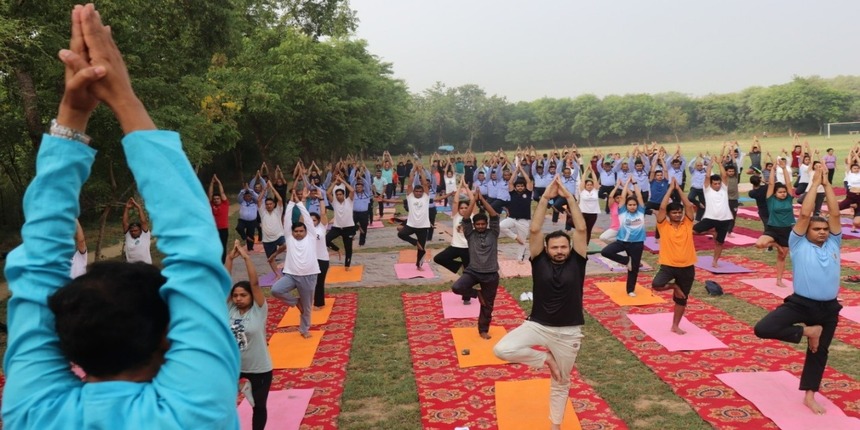 JNU students participating in the International Yoga Day 2022 celebration. (Image: JNU Twitter)