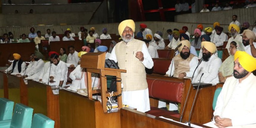 Punjab Finance Minister Harpal Singh Cheema presenting annual budget in the state assembly (Image: Twitter/@Gagan4344)
