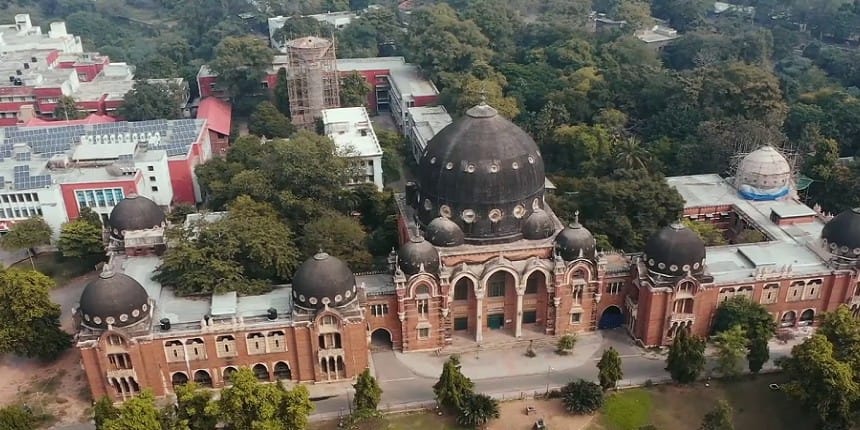 Restoration of heritage building of Faculty of Fine Arts of MS University in Vadodara begins