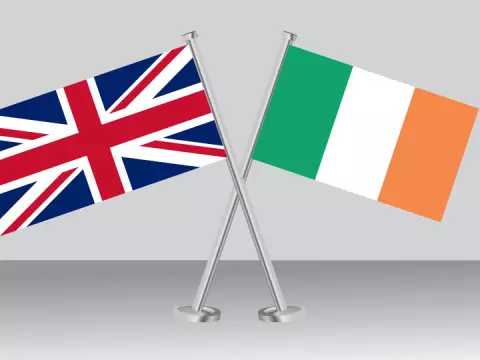 Study In Ireland vs UK for International Students