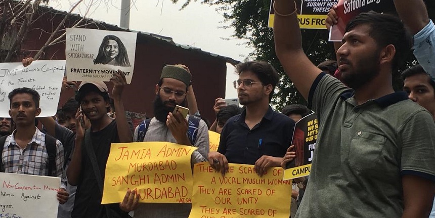 JMI students protesting against university over cancellation of activist Safoora Zargar admission.