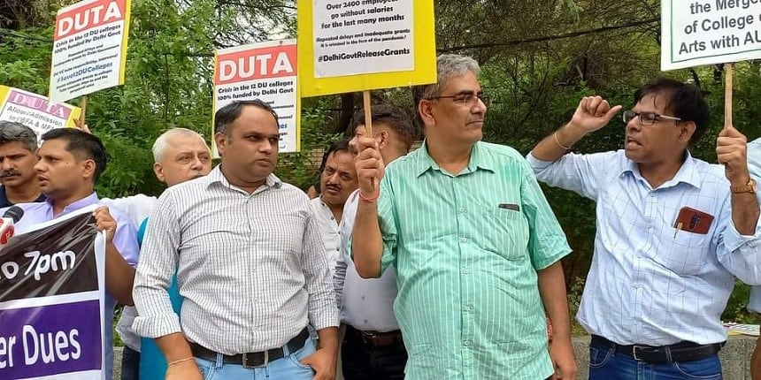 DUTA protesting against DU fund crunch (Source: Official Twitter Account: AK Bhagi)