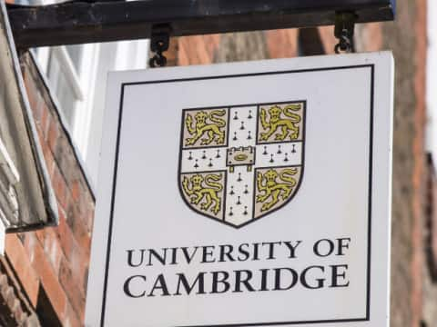 Cambridge Summer School Programme - Know All About Benefits, Courses, Timing, And More