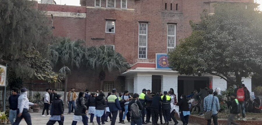 DU forms 7-member panel to probe January 27 ruckus over BBC documentary ...