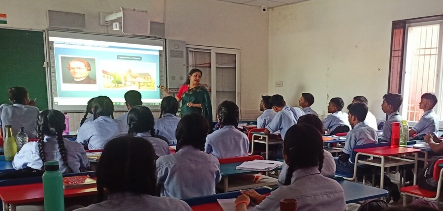 Bihar will start the recruitment of 69,692 teachers in state-run schools. (Image: Careers360)