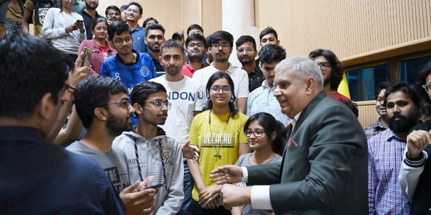 Vice-President Jagdeep Dhankhar interacting with IIT Delhi students. (Image: X/@VPIndia)