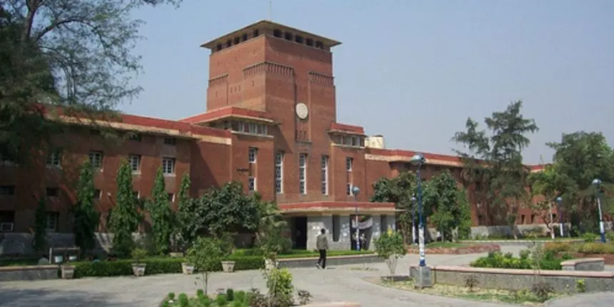 Delhi University plans on introducing a special provision of 10 marks to allow students to complete degrees (Image: Wikimedia Commons)