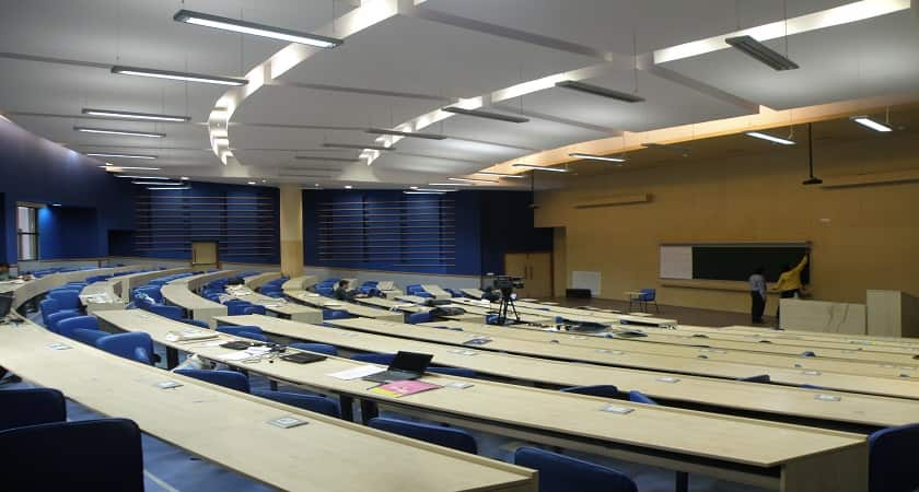 IIT Bombay brings flexibility for students in selecting their