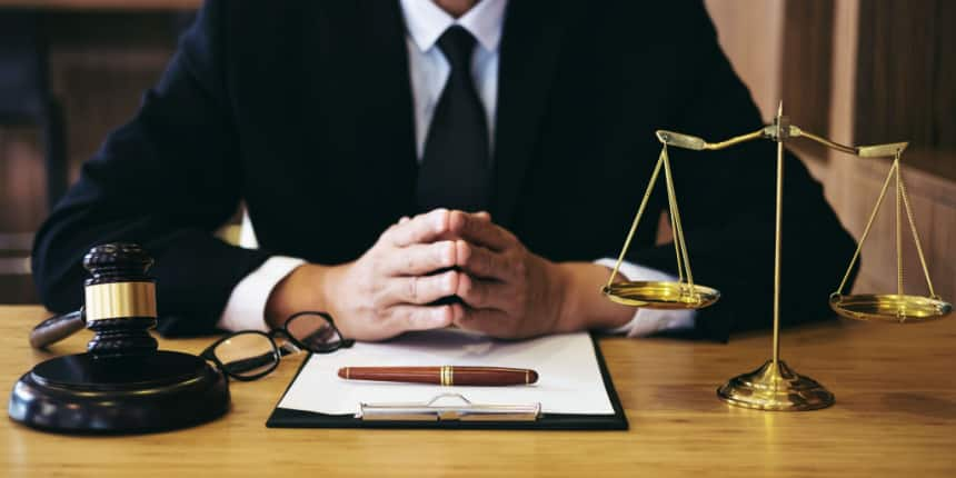 20 Types of Lawyers in India- Civil, Criminal, Corporate, Family lawyers, Salary, Courses