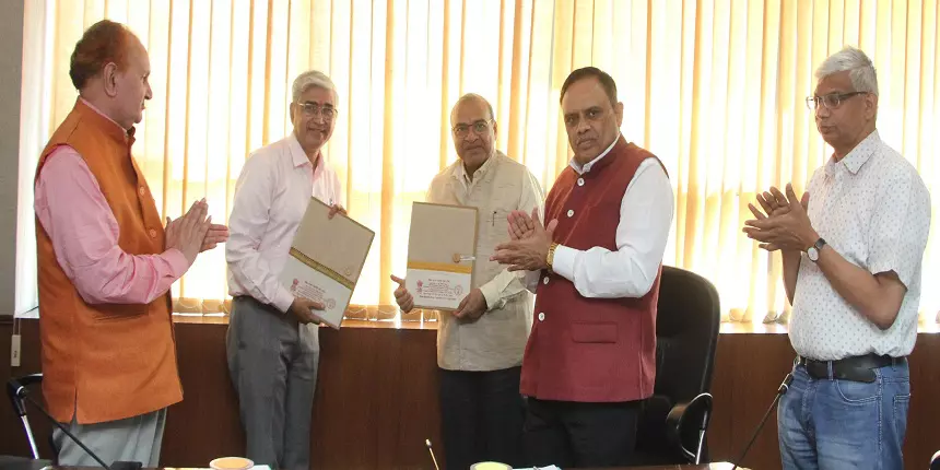 IGNOU signing agreement with AICTE (Image: Official R elease)