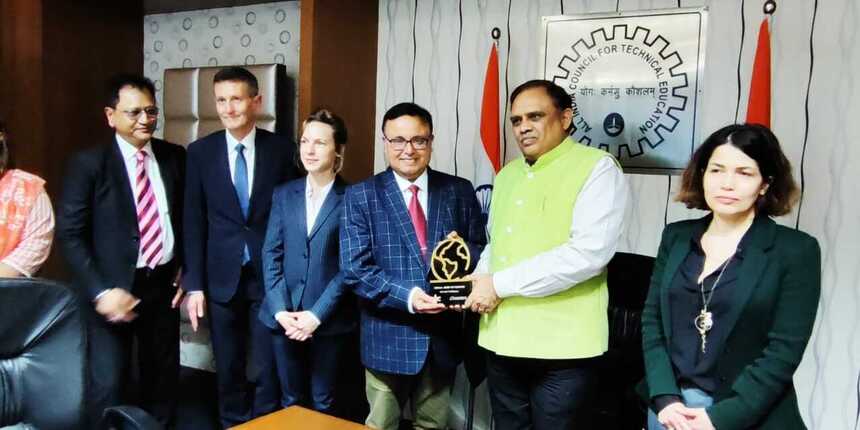 AICTE signs agreement with Employability Life to provide better employability outcomes for students