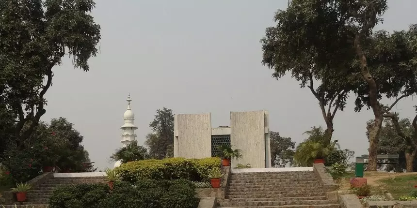 Zakhir Hussain Mausoleum (source: JMI)
