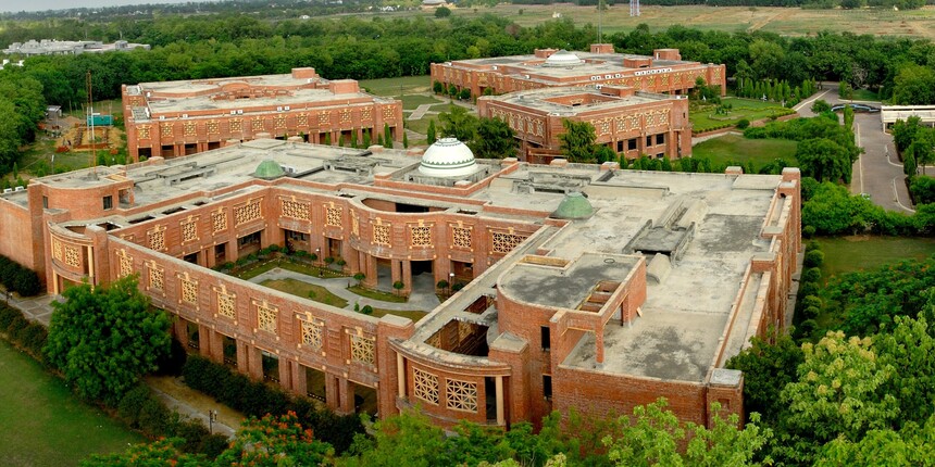 IIM Lucknow launches executive progamme in data-driven product management. (Image Source: Official Website/IIML)
