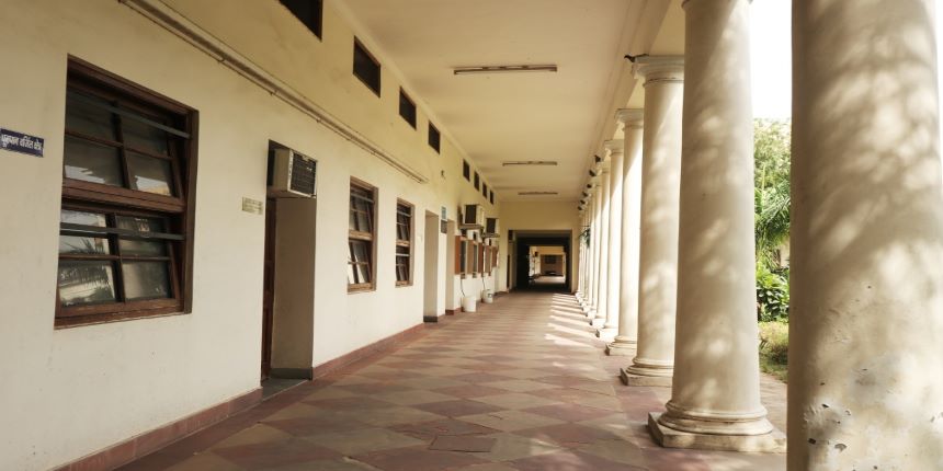 DU to bring academic calender back on track: plans numerous steps to facilitate admissions